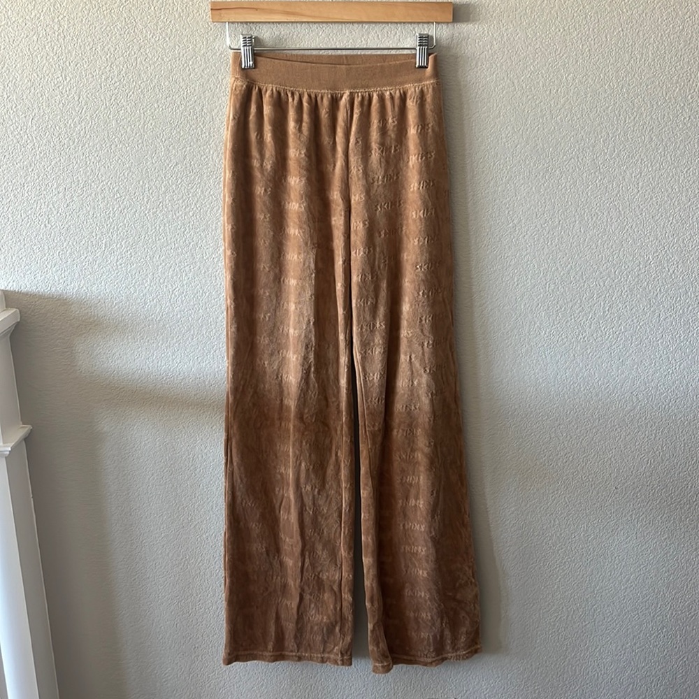 SKIMS Camel Color Pants excellent condition